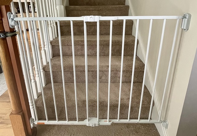 New 2-in-1 Extra Wide Stairway and Hallway Walk ThroughBaby Safety Gate