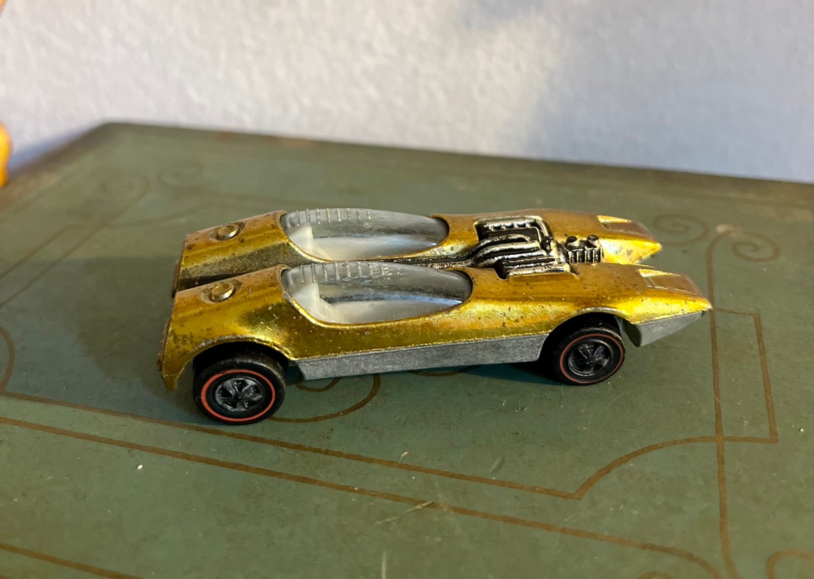 Hot Wheels Redline Spittin’ Image Gold 1968