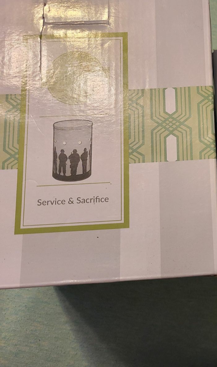 Scentsy Service & Sacrifice Warmer