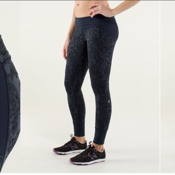 LULULEMON En Route Crop Navy Paisley Inkwell Leggings Size 2