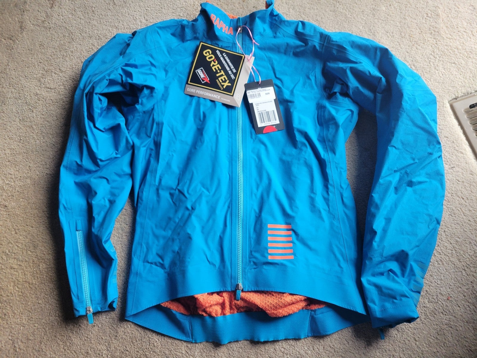 new rapha goretex insulated rain cycling jacket