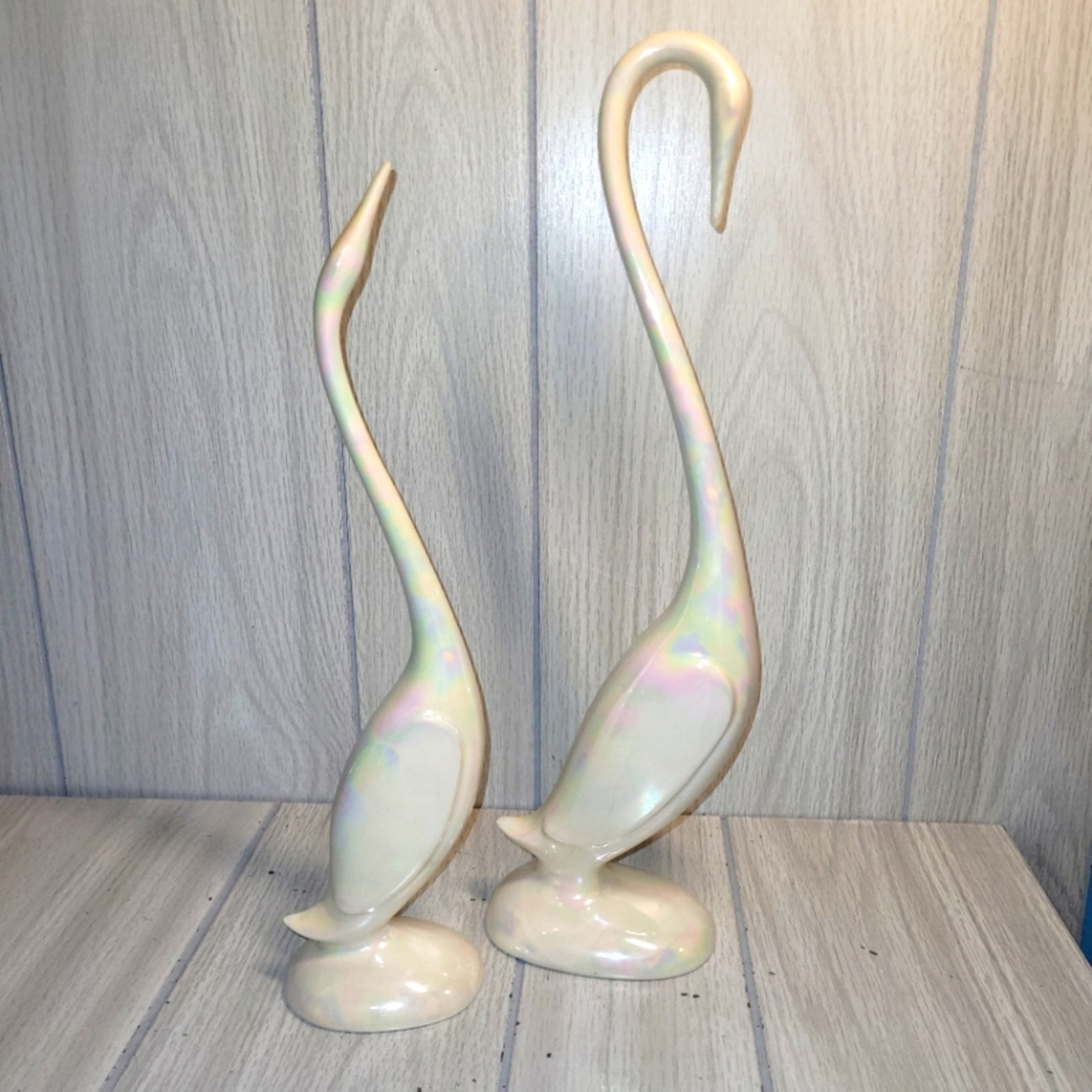 Vtg Pair Of Porceline Swan/Cranes Figurines White Iridescent Bird Sculptures