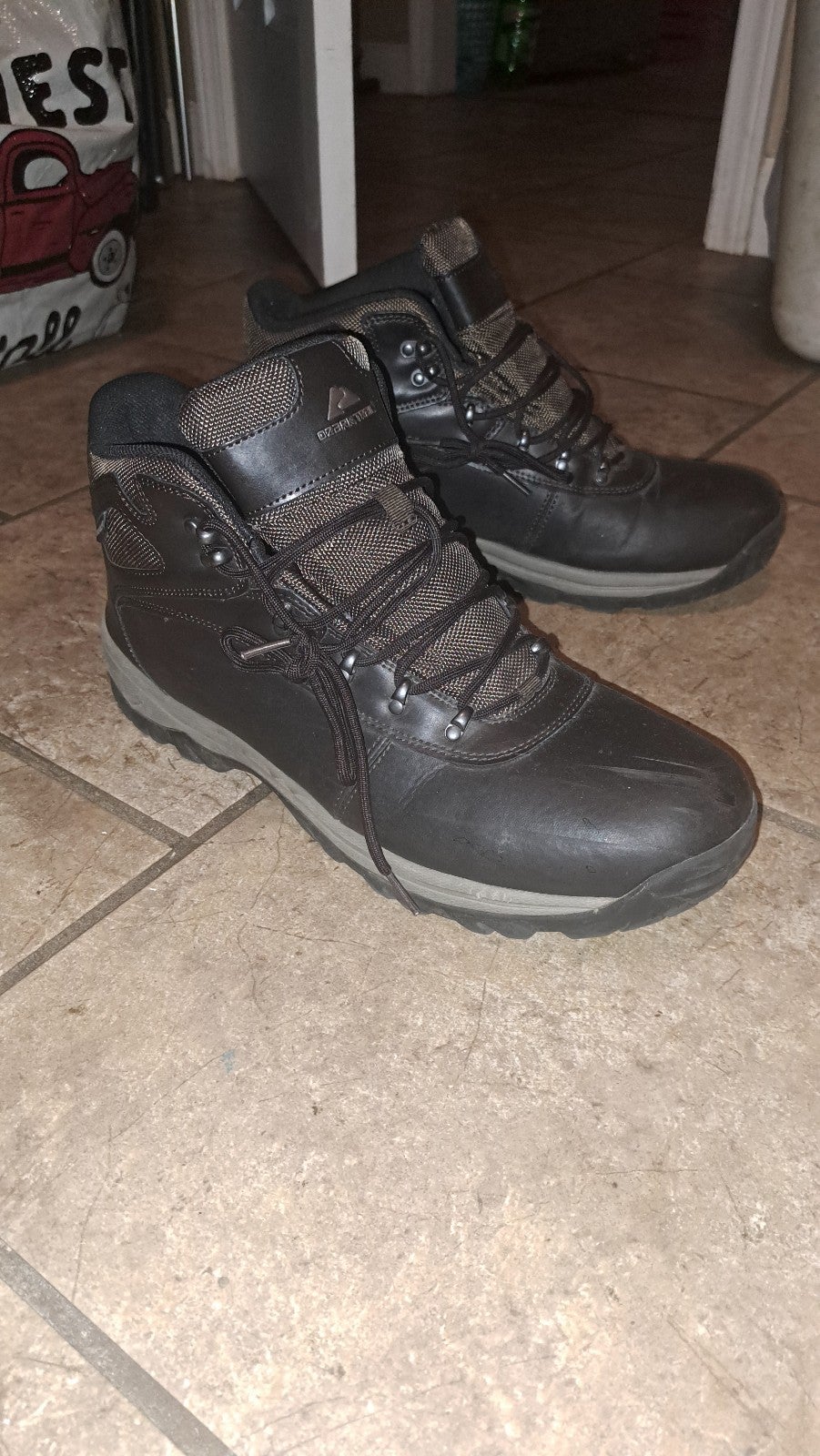 Ozark trail top bronte hiking boots