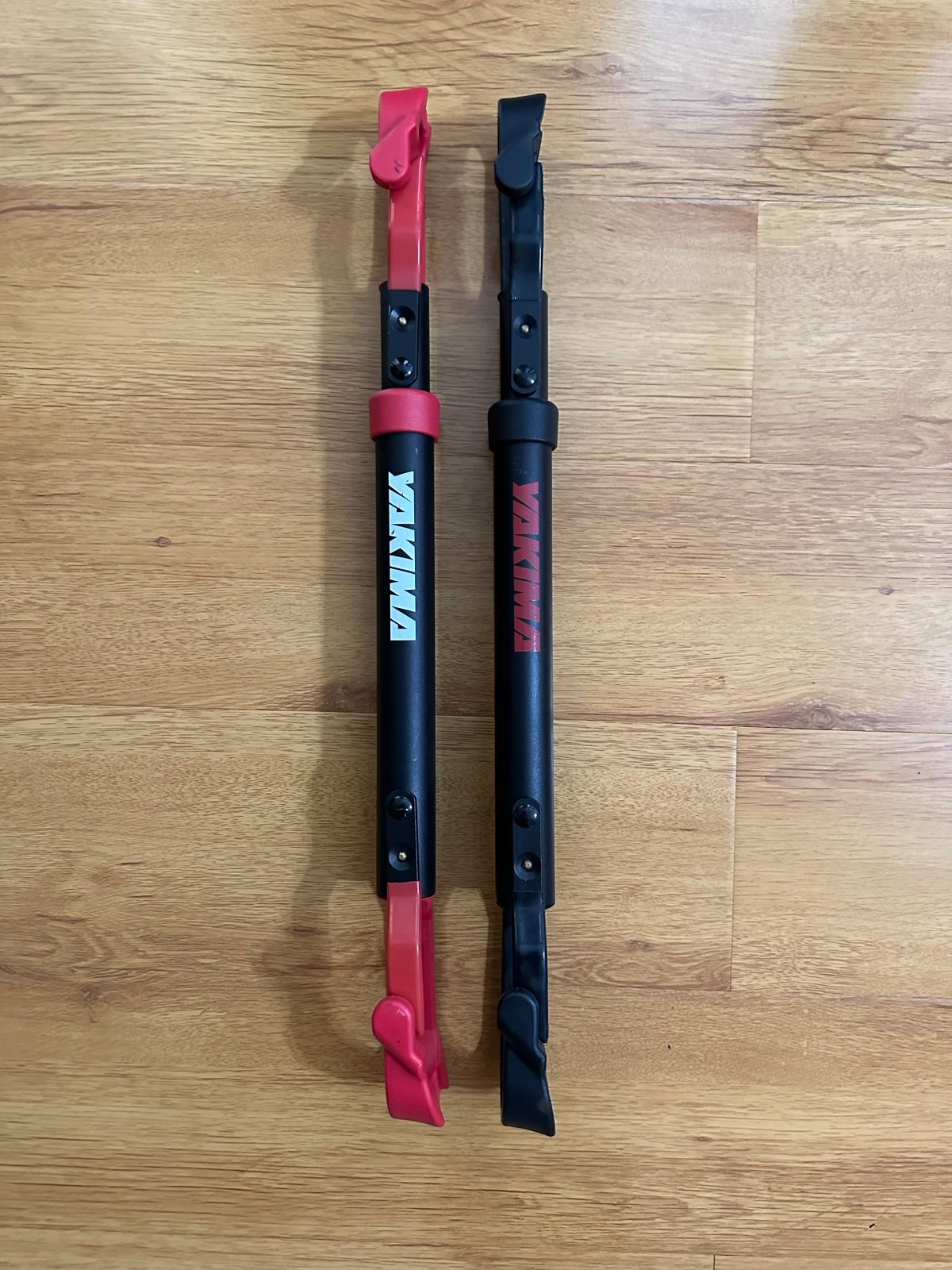 2X YAKIMA - TubeTop Hitch Mounted Bike Rack