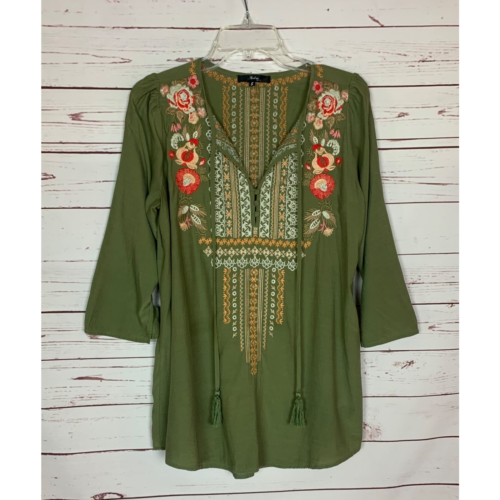Andree By Unit Anthropologie Women's S Small Green Floral Embroidered Tunic Top