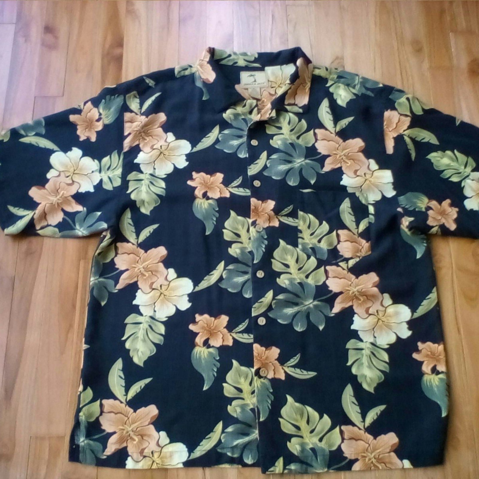 JAMAICA JAXX 'Silk' Shirt; 'LIKE-NEW'; NO TAGS; STUNNINGLY BEAUTIFUL ; Size: XL