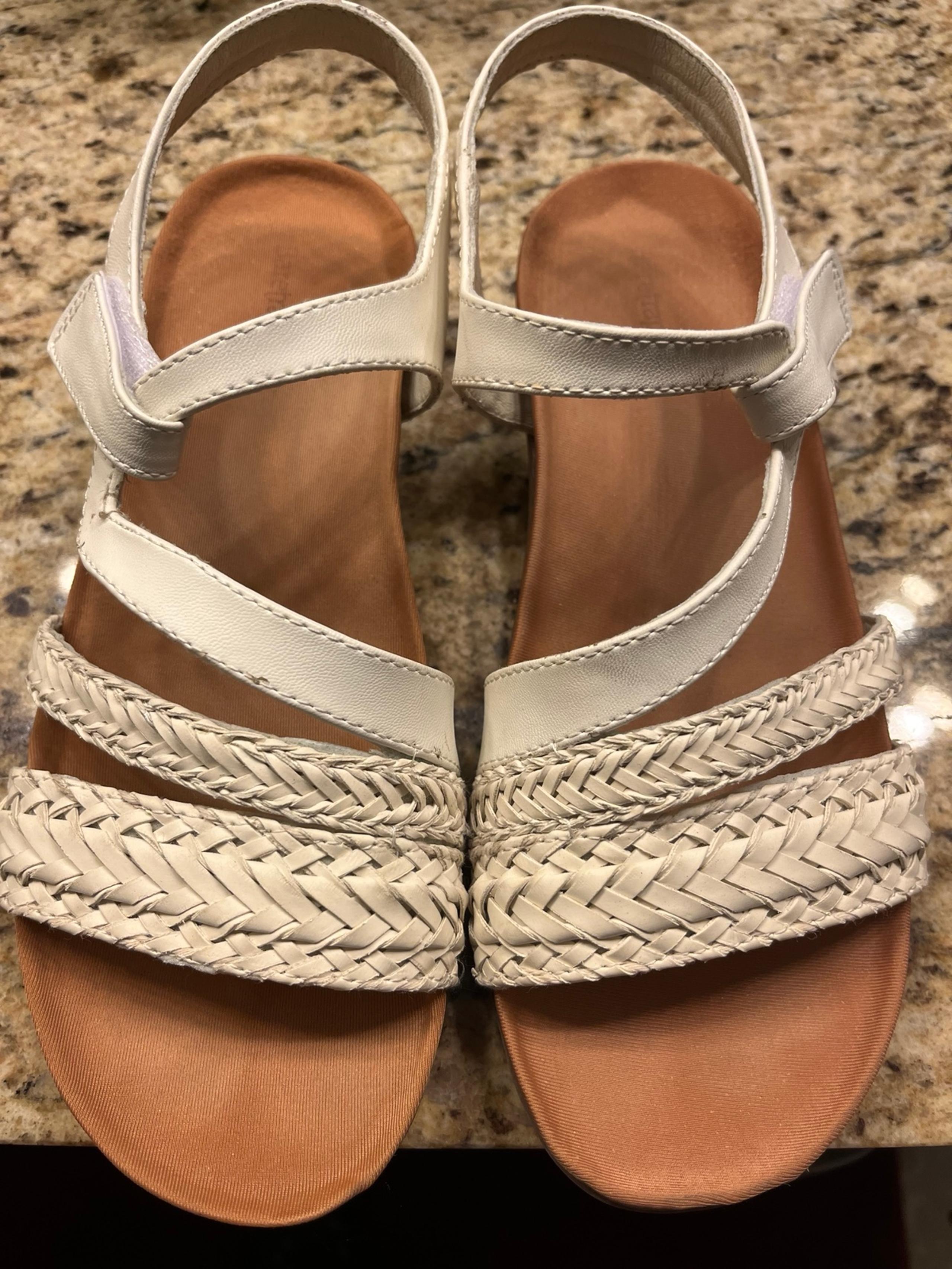 Women’s white sandals