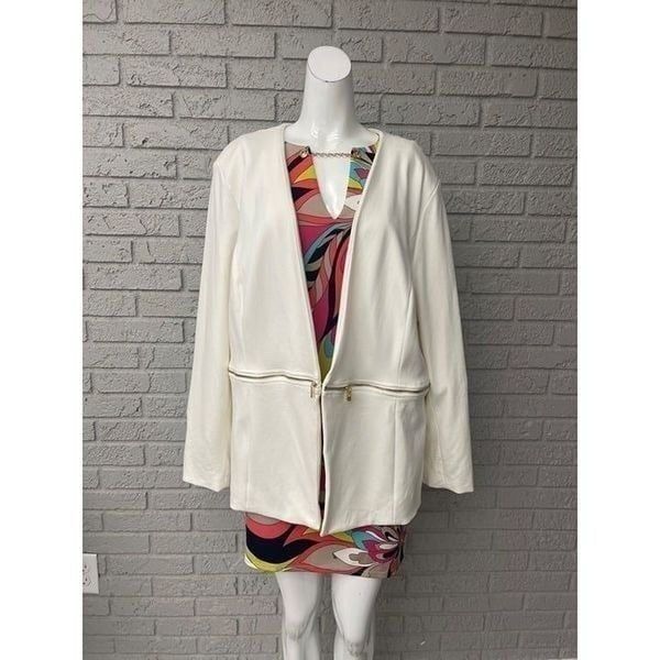 Premise Women Ivory Blazer With Zipper Detail Size 3X NWOT