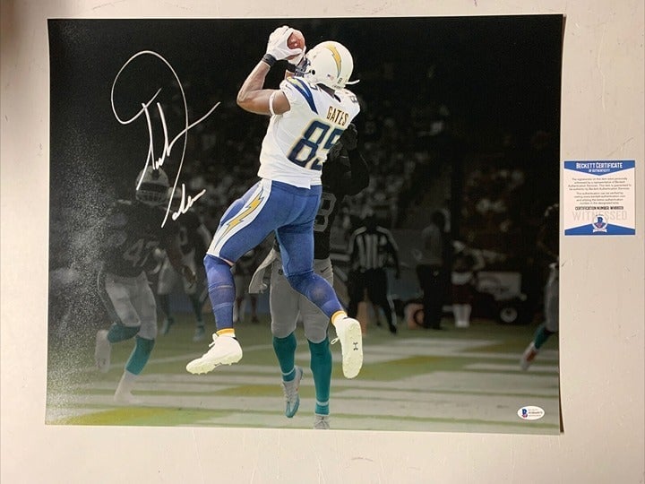 Antonio Gates Autograph Signed Los Angeles Chargers 16x20 Spotlight Photo Becket