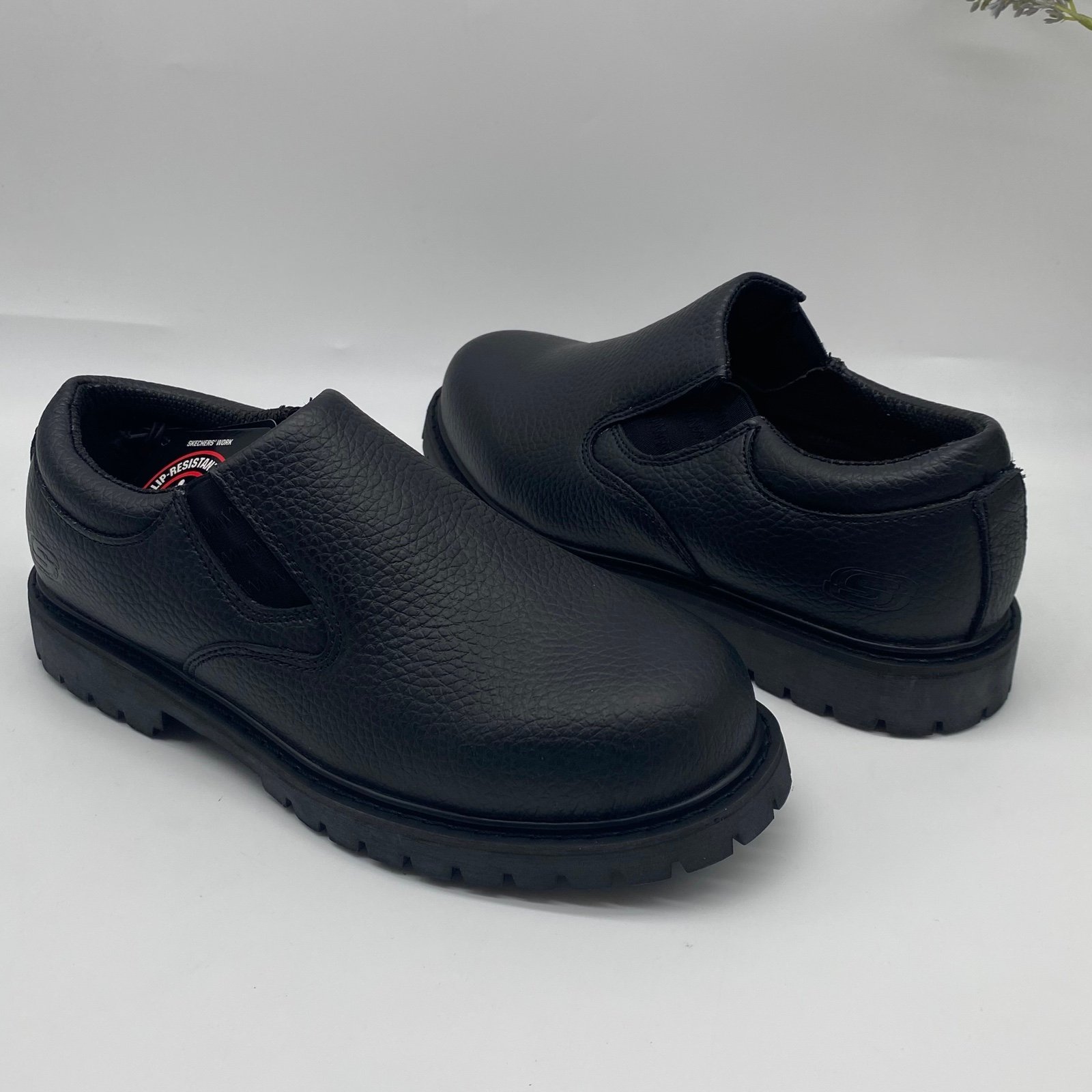 Skechers men’s Work Relaxed Fit slip resistant in Cottonwood EKEL black size 7.5