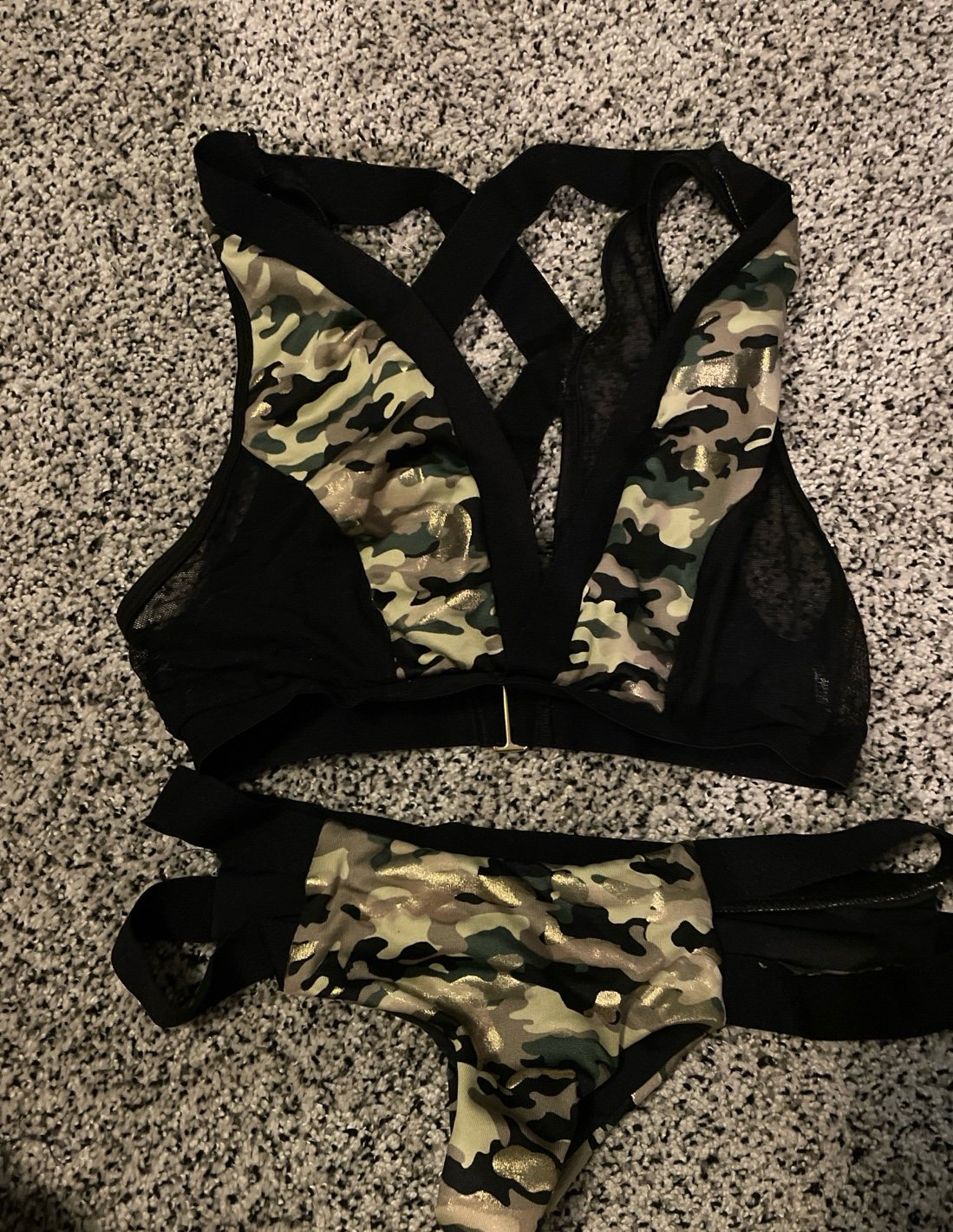 Camo costume small
