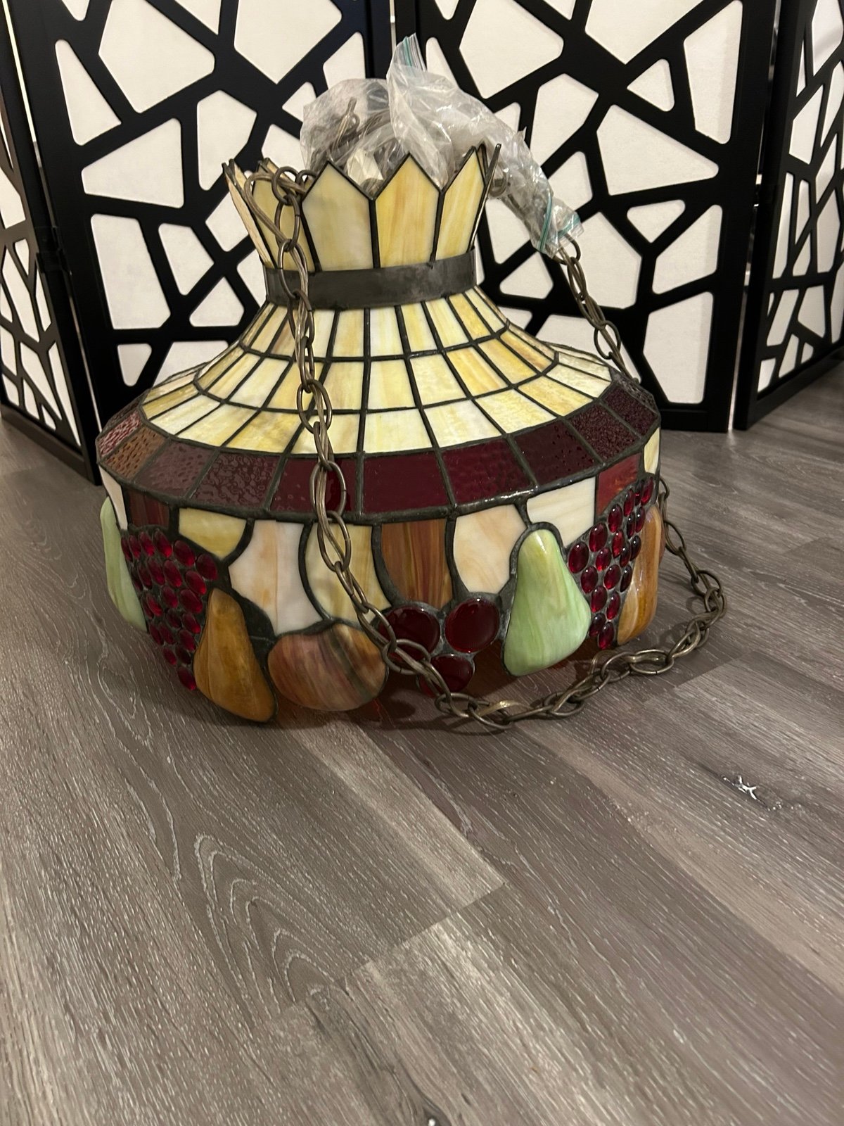 VTG Stained Glass Green & Amber Fruit Theme Chandelier Fixture Light Shade 19”