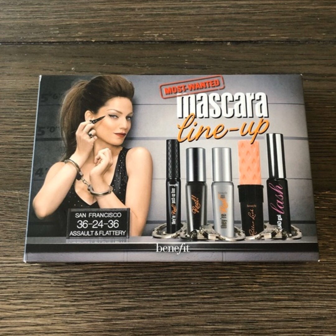 New benefit cosmetics line up mascara se AM355