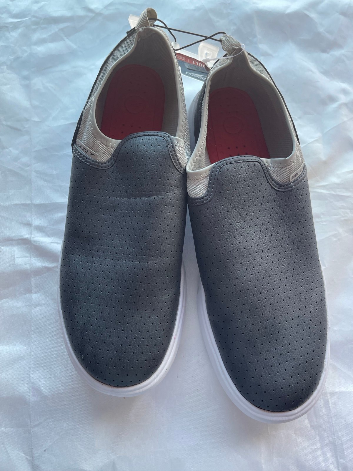Speedo Slip-on Men Sneaker Gray Color Size large 11-12