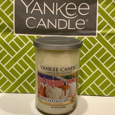 Yankee Candle White Chocolate Apple