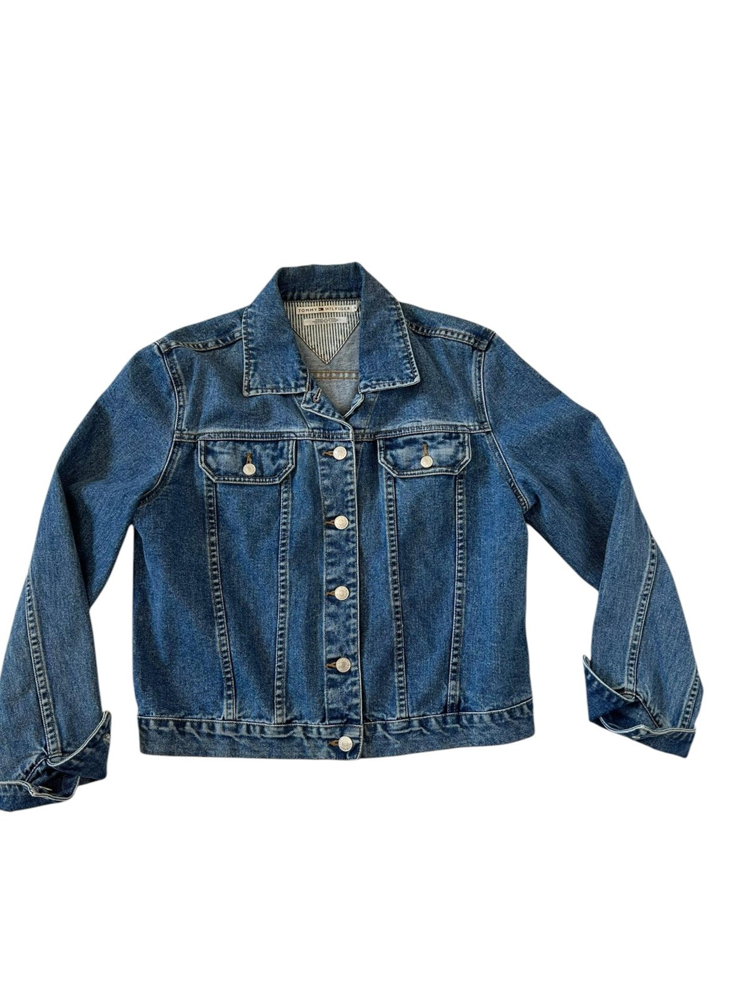 Tommy Hilfiger, Indigo Blue Denim Trucker Jean Jacket size Large. Button Jacket