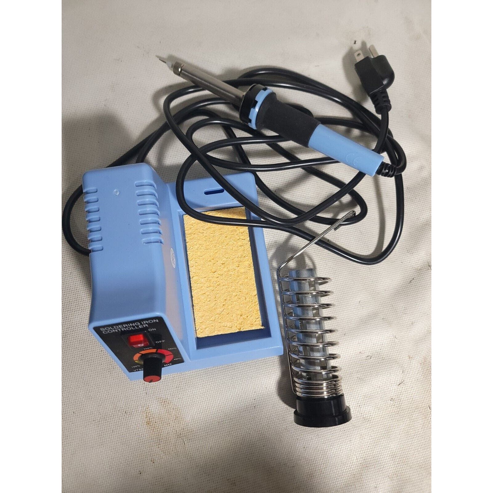 Velleman AdjustableSoldering Station with LCD & Ceramic Heater 48W 302°F - 842°F