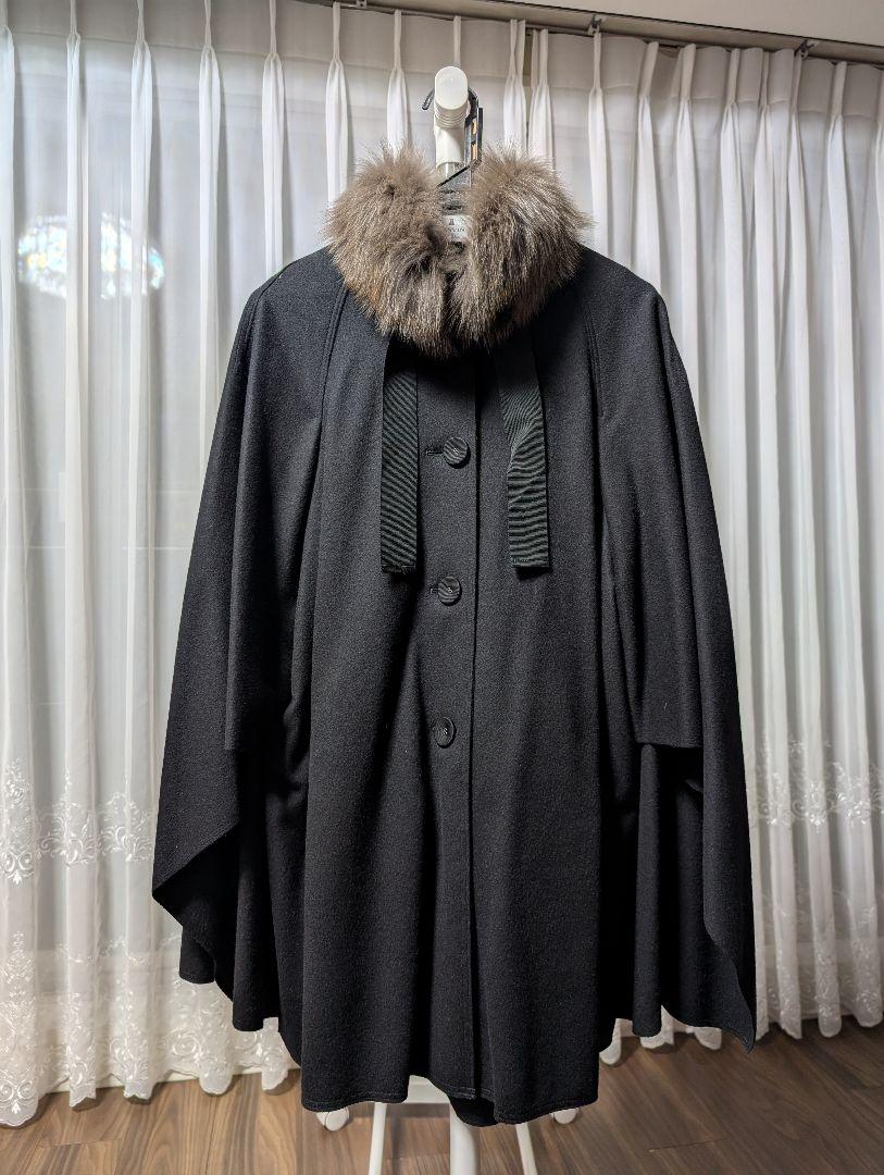 Lanvin en Bleu Fox Fur Poncho