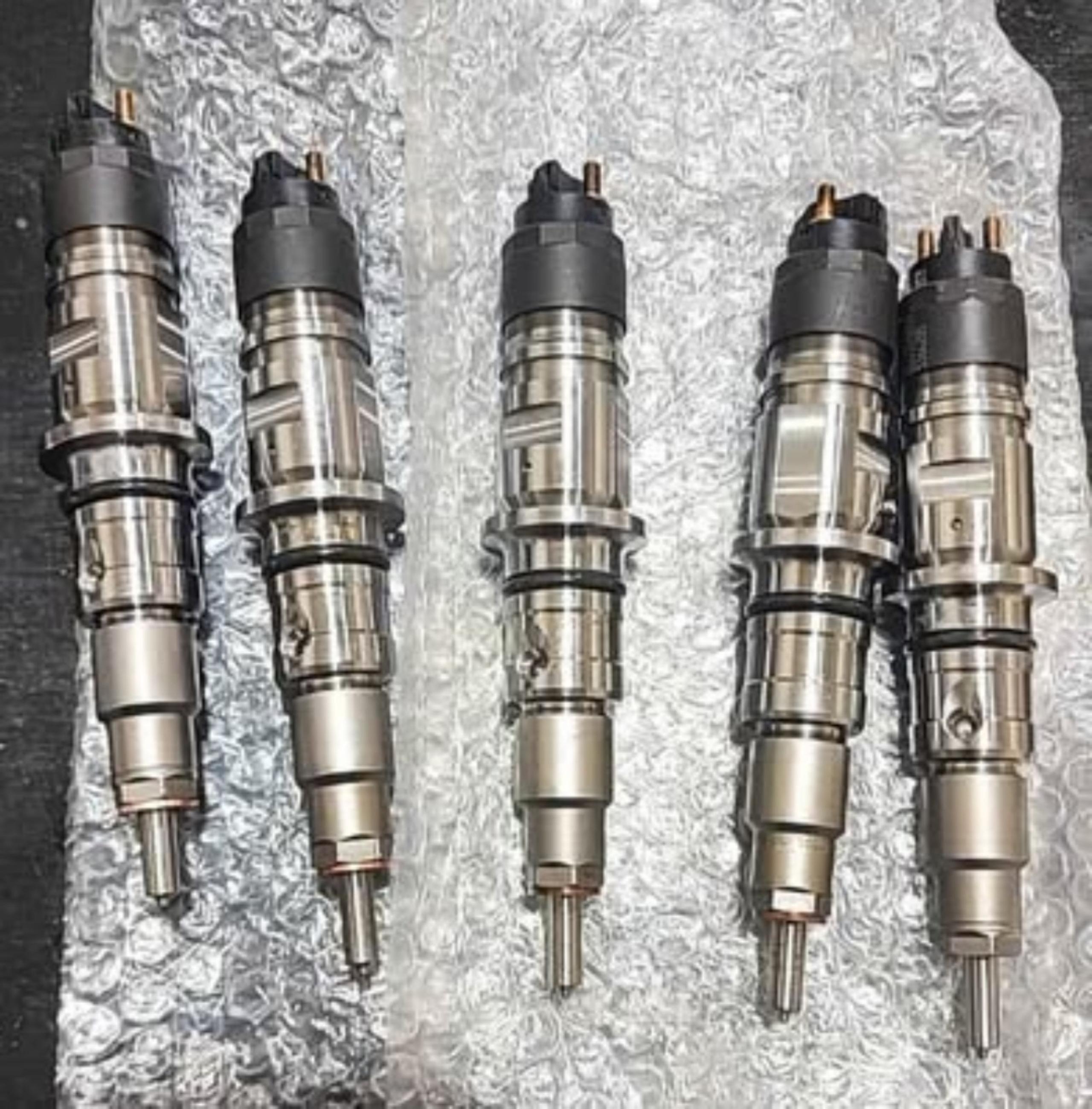 2020 DODGE RAM 3500 6.7 INJECTORS (5)