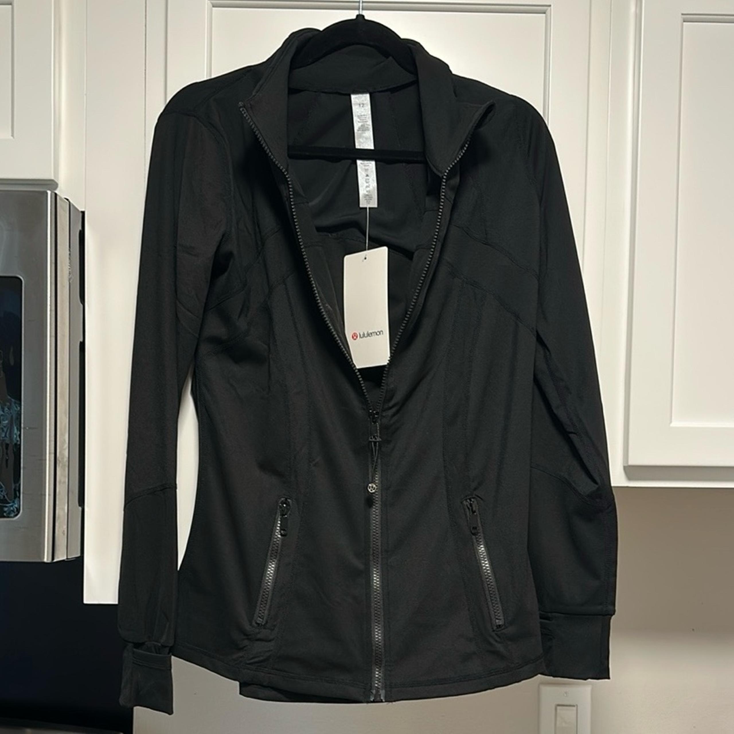 lululemon athletica Women's Define Jacket in Black DUPE