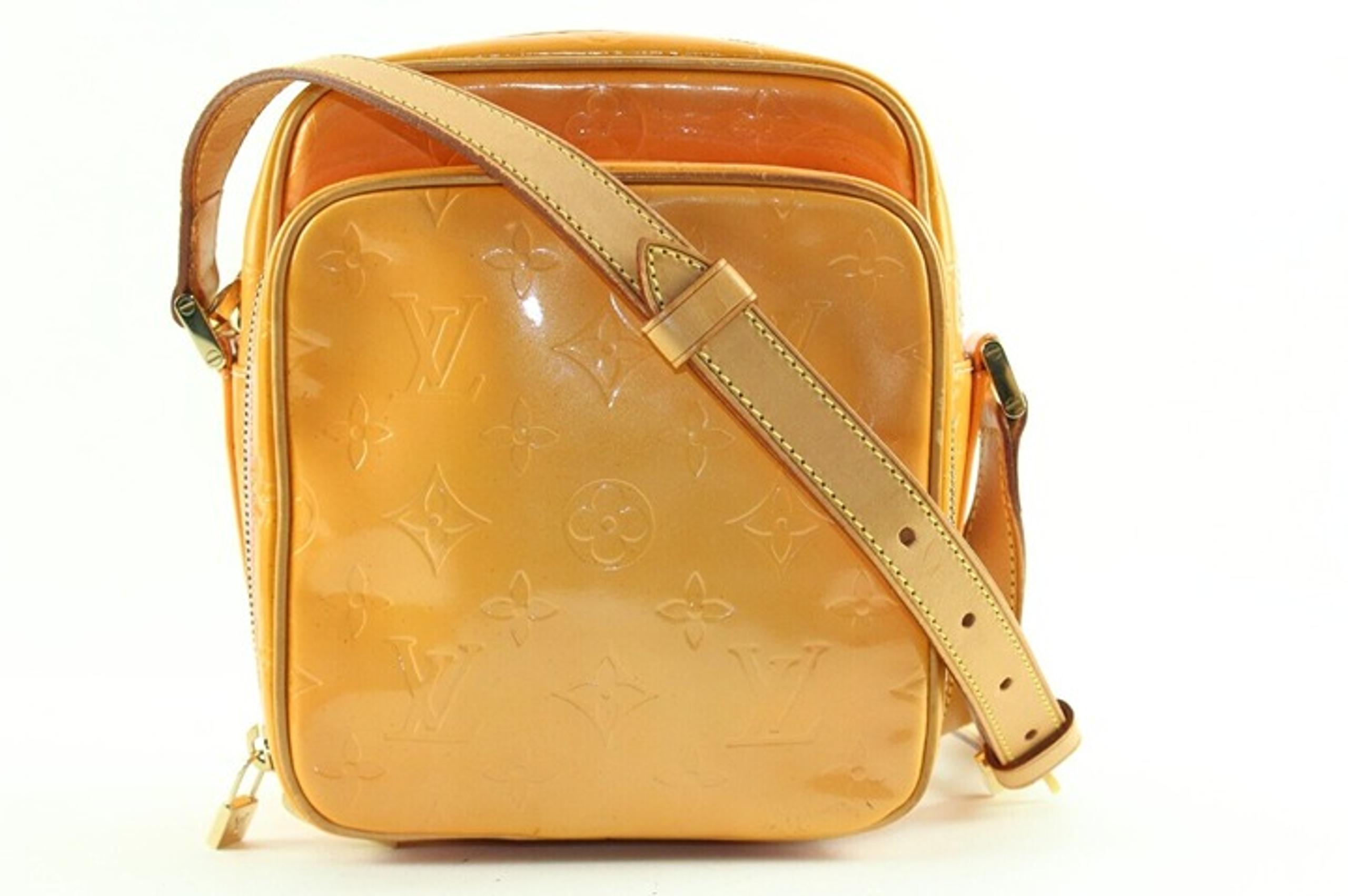 Monogram Vernis Wooster Amazon Crossobdy 2LK1213K - Louis Vuitton