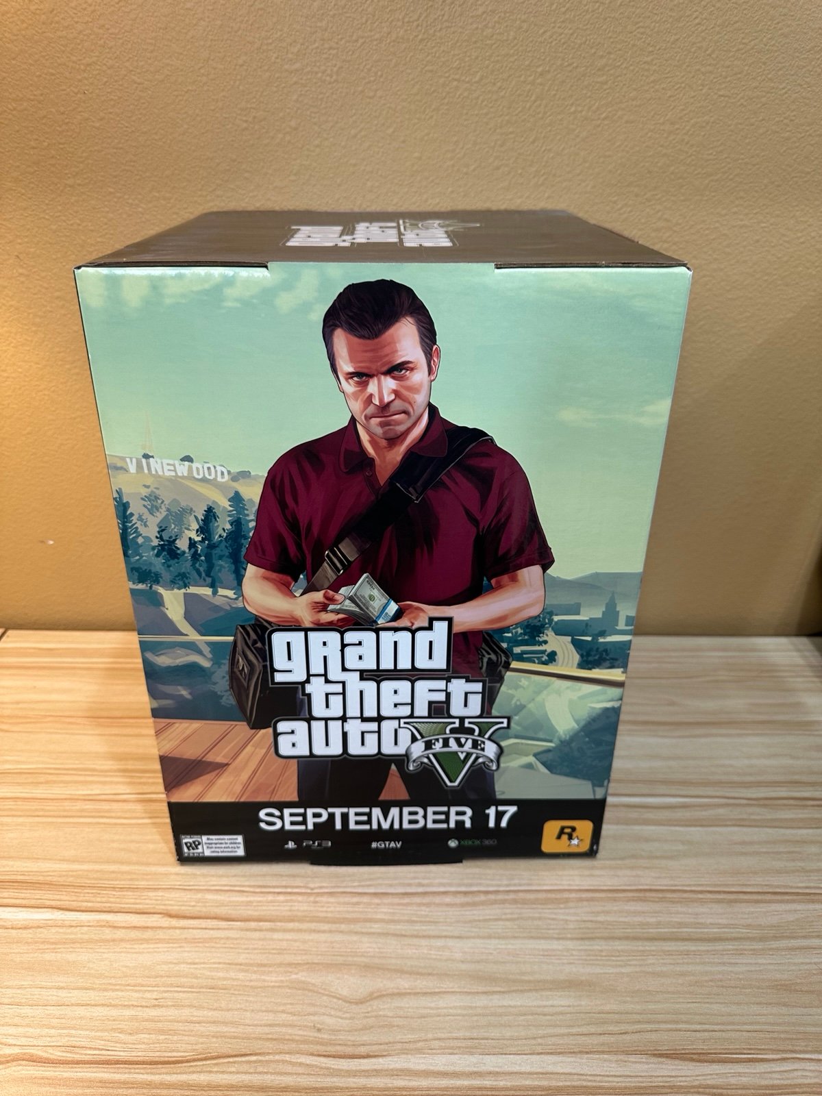 GTA 5 Promotional Box
