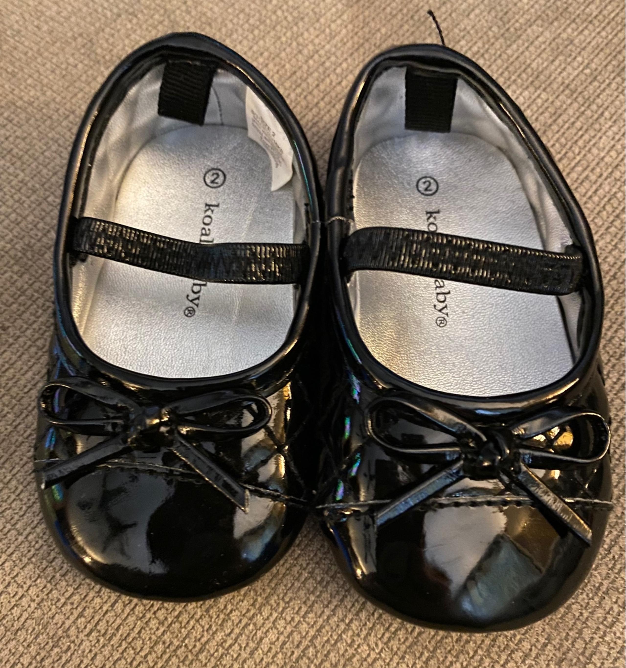 Koala Baby Black Patent Leather Dress Shoes - size 2