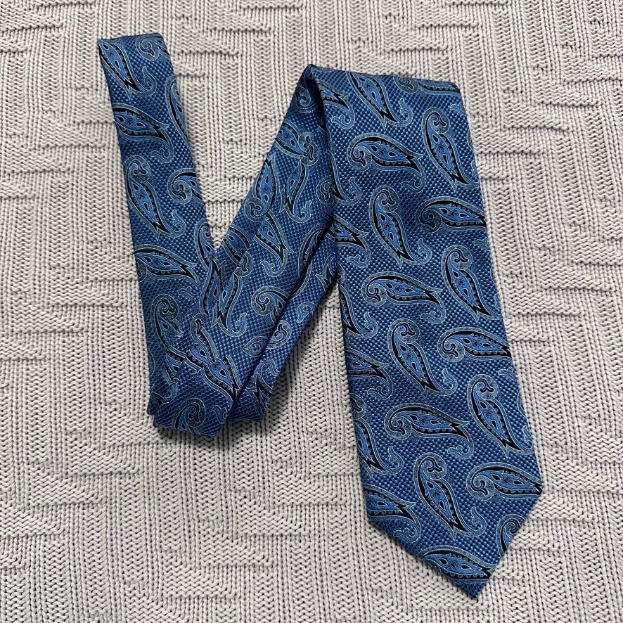 Vintage Bruno Piattelli blue paisley silk tie