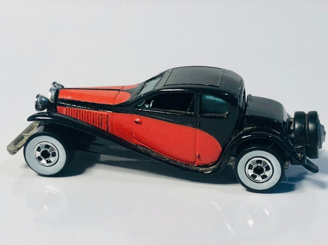 1980 Hot Wheels 1937 Bugatti Black And Red ,Rare White Tires 1/64 Scale Vintage