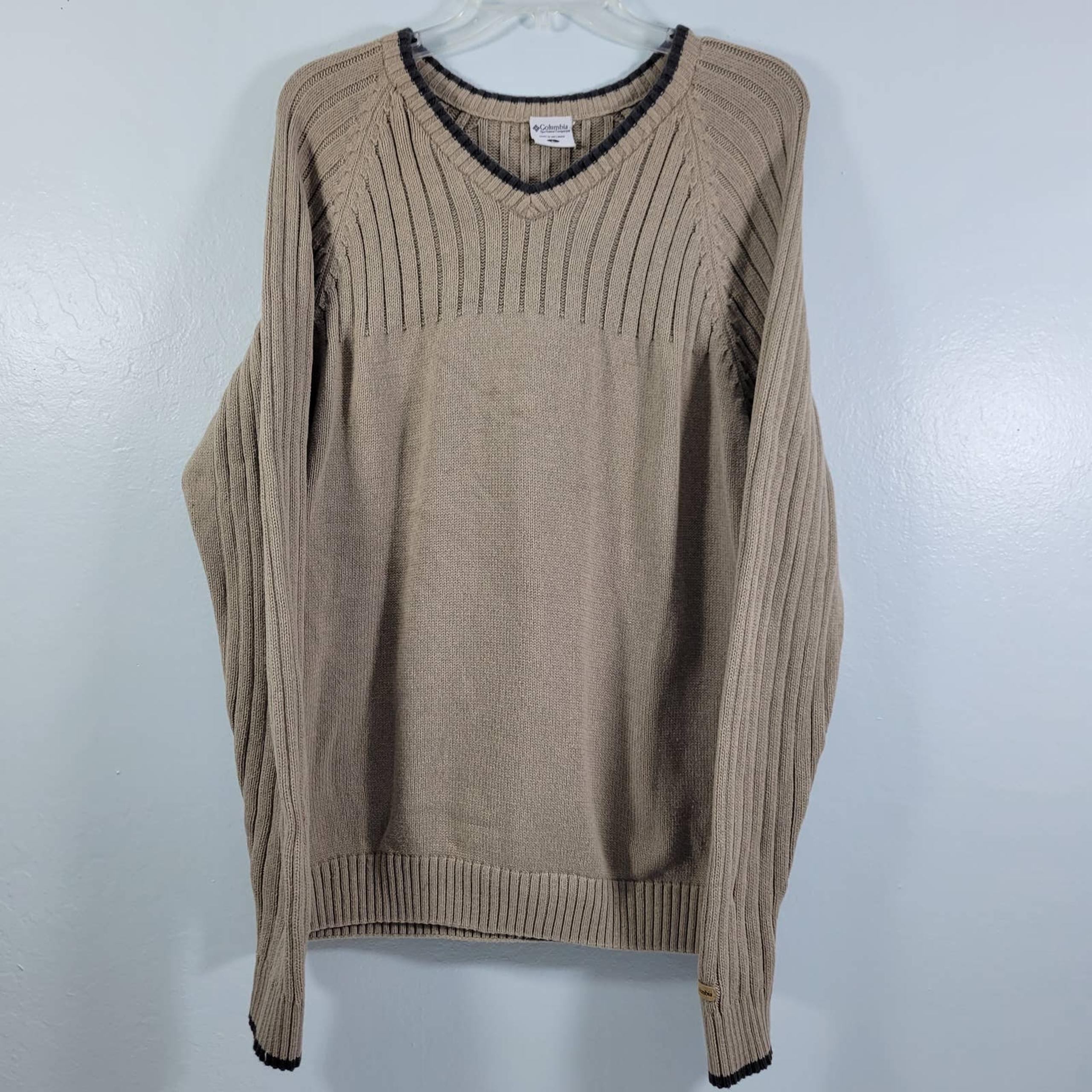 Columbia Men Ribbed V Neck Tan Sweater Gray Trim around Collar & Sleeve Size L