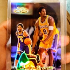 99-00 Kobe Bryant Topps Gold Label