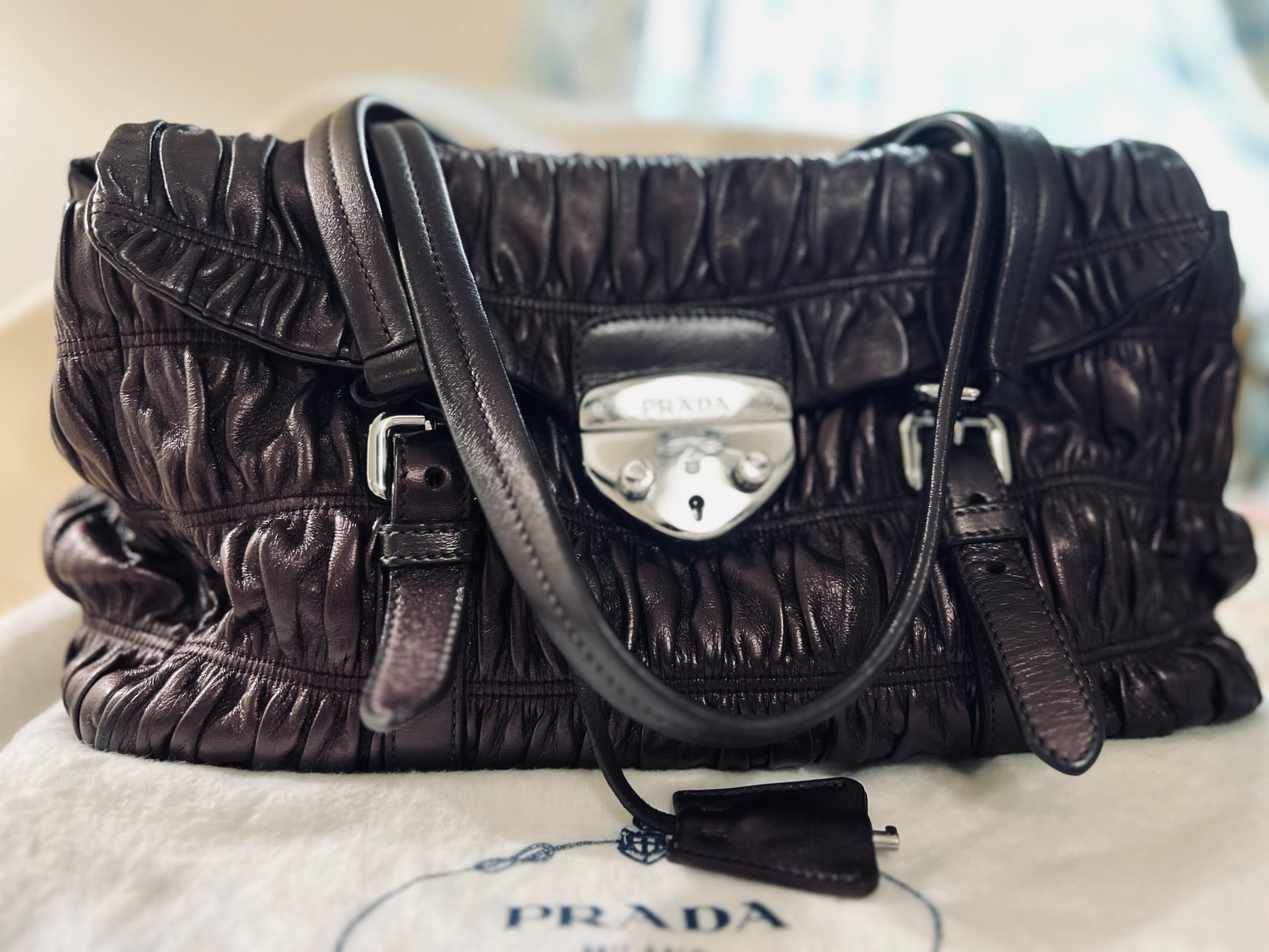 PRADA Lampone Ruched Nappa Gauffre Shoulder Bag BR3971 Vintage With Certificate