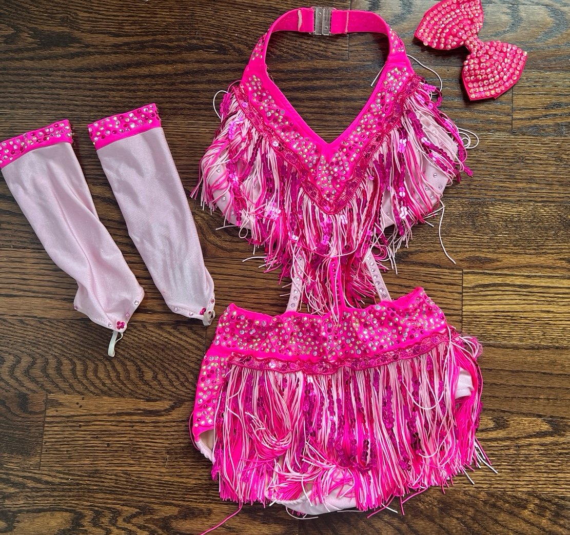 Glamour Costume pink fringe