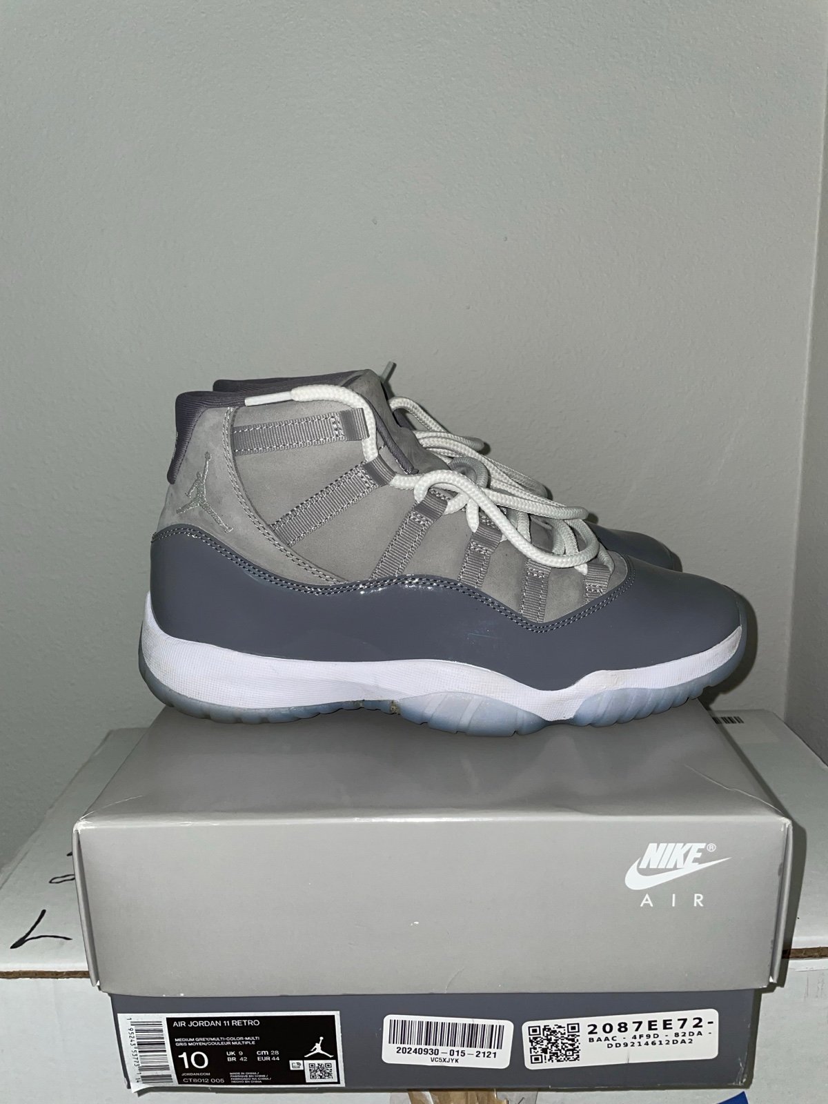 Nike Air Jordan 11 Retro Cool Grey 2021 Size 10 Mens Original Box Preowned