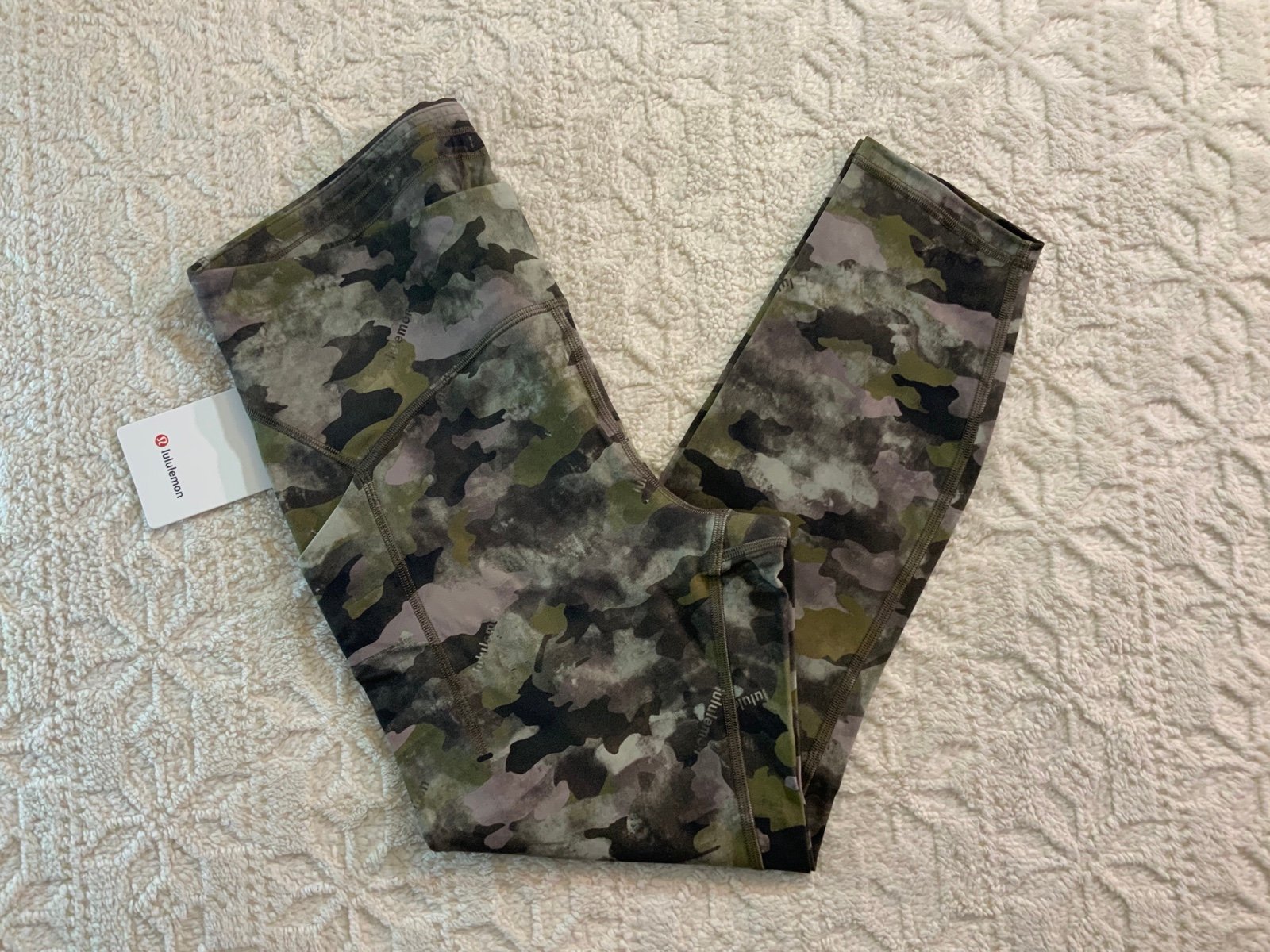NWT - Lululemon Power Thru High-Rise Tight 25 SIZE 10