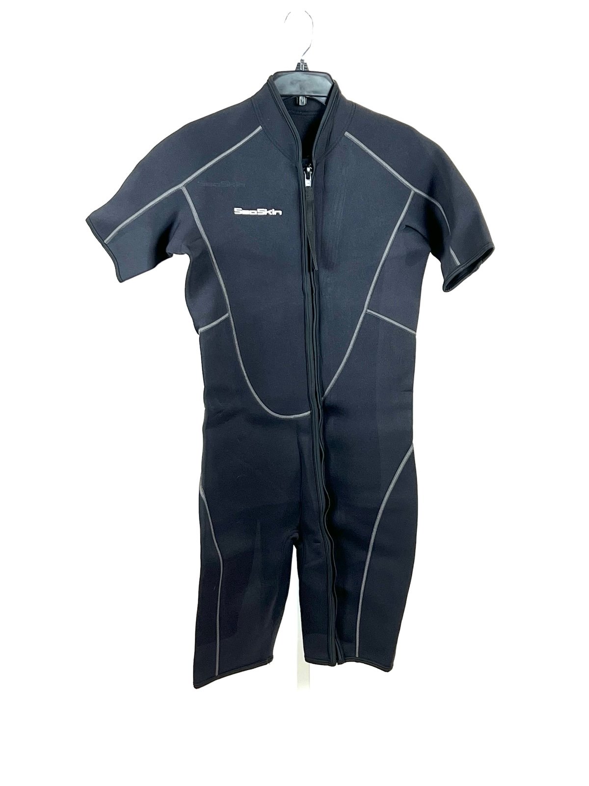 SeaSkin Men’s Shorty wetsuit M 686
