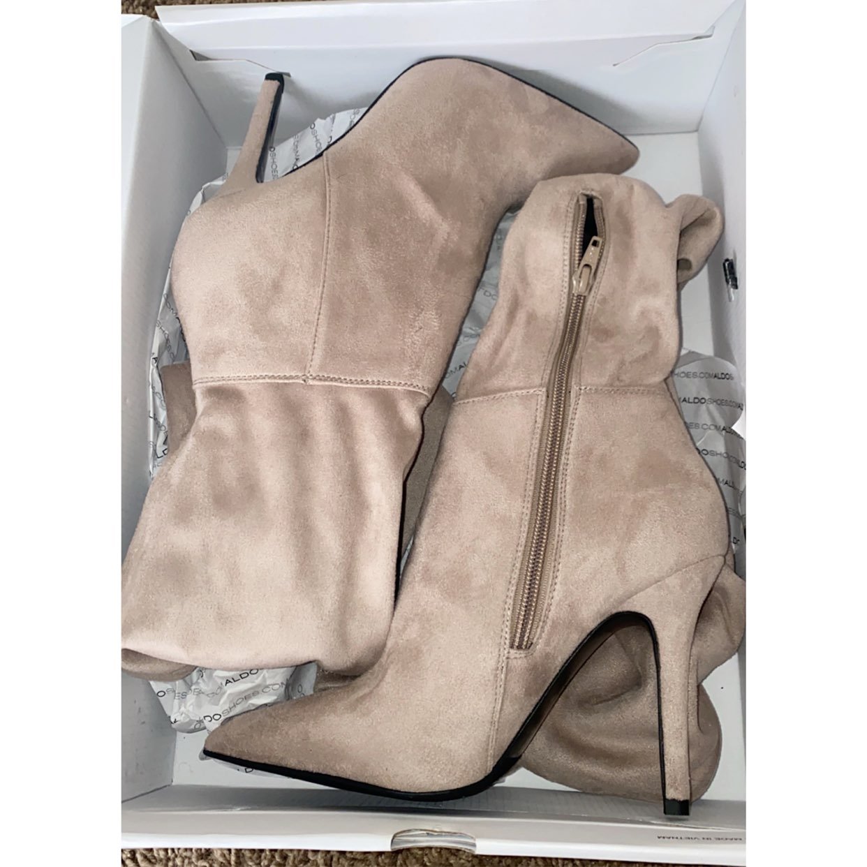 $110 ALDO CASSYDIE WOMEN'S 7 ANKLE BOOTS BLOCK HEELS SILVER GRAY VELVET BOOTIE $110 ALDO CASSYDIE WOMEN'S 7 ANKLE BOOTS BLOCK HEELS SILVER GRAY VELVET BOOTIE