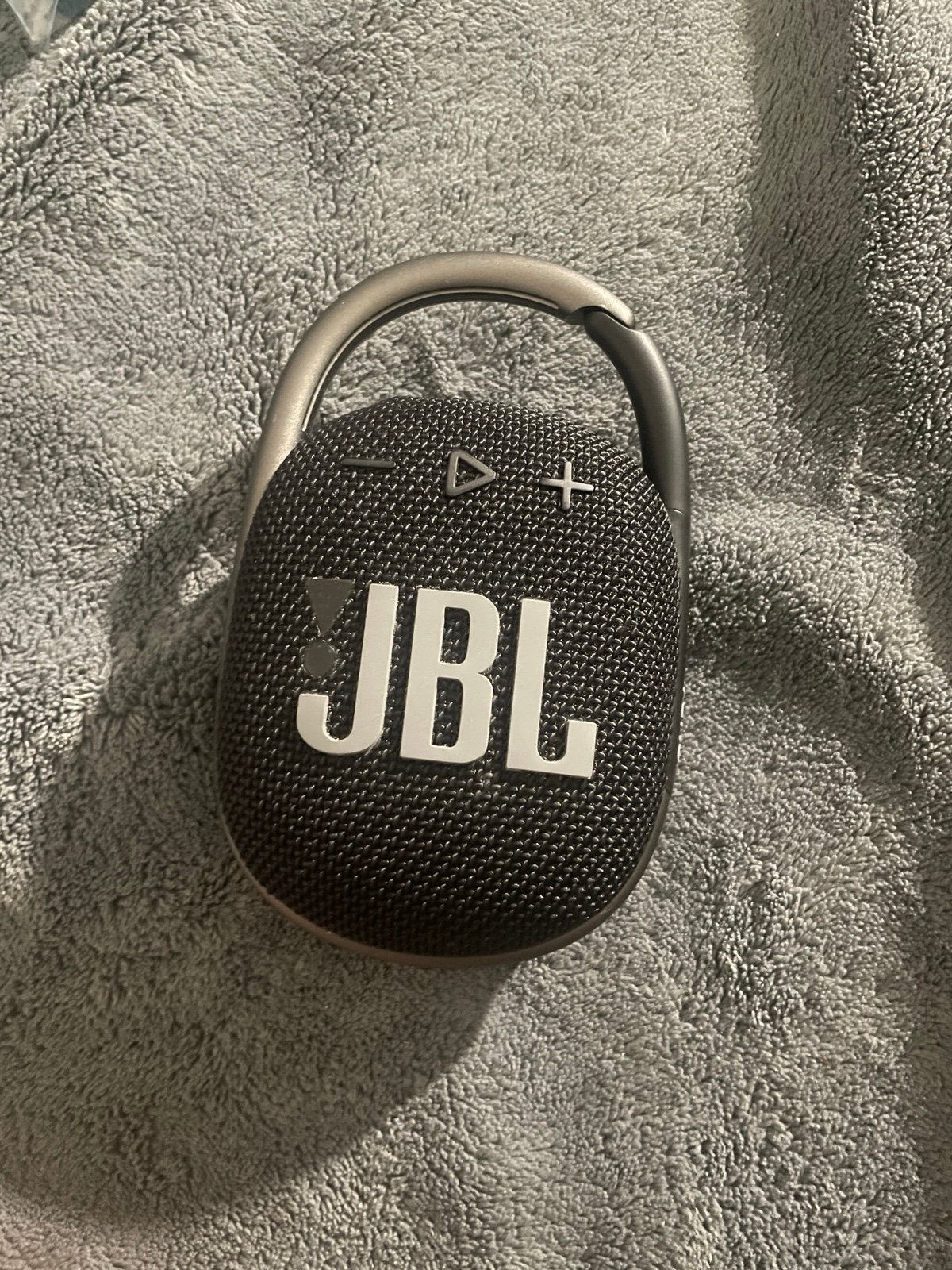 Clip 4 JBL