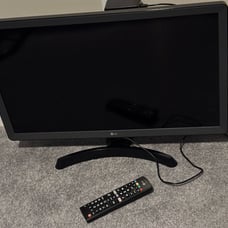 LG Smart TV 24 inch