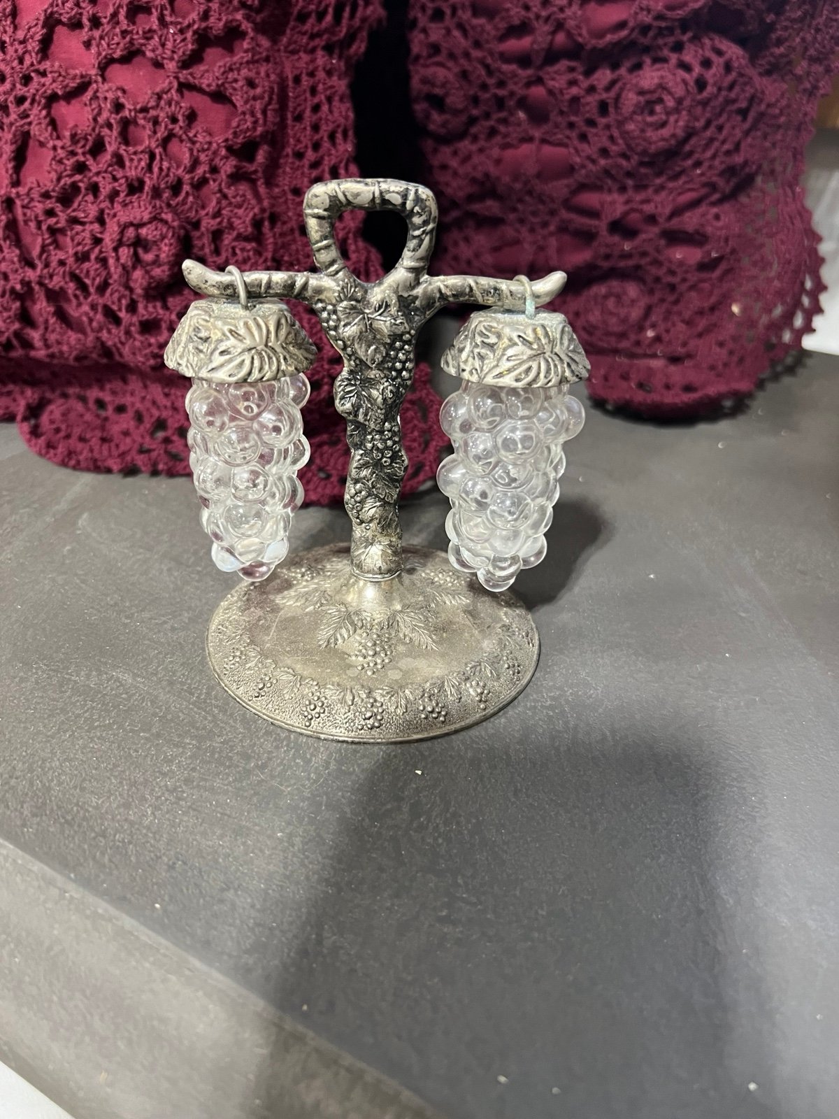 Salt and pepper shaker