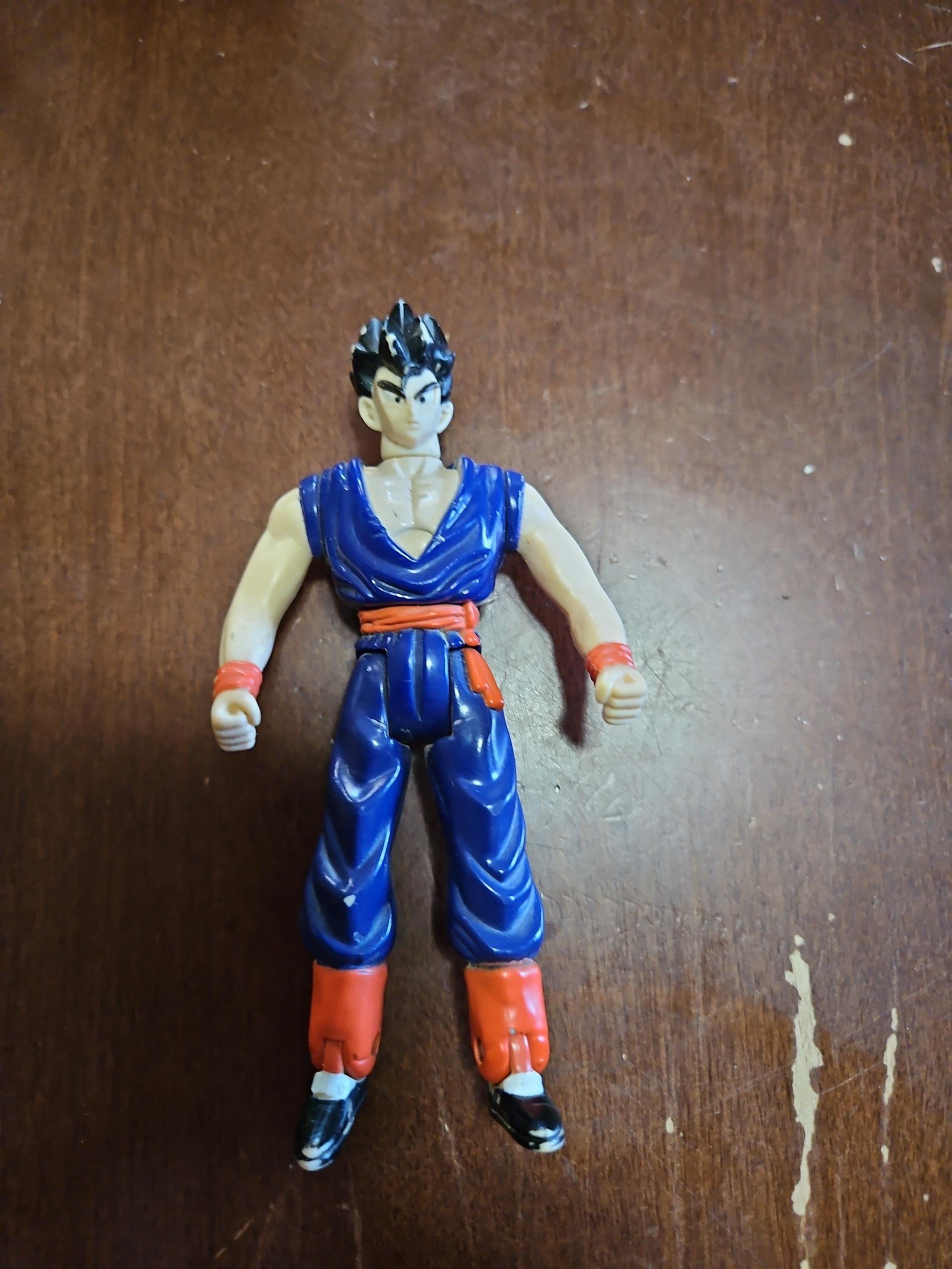 2001 DragonBall Z Gohan figure
