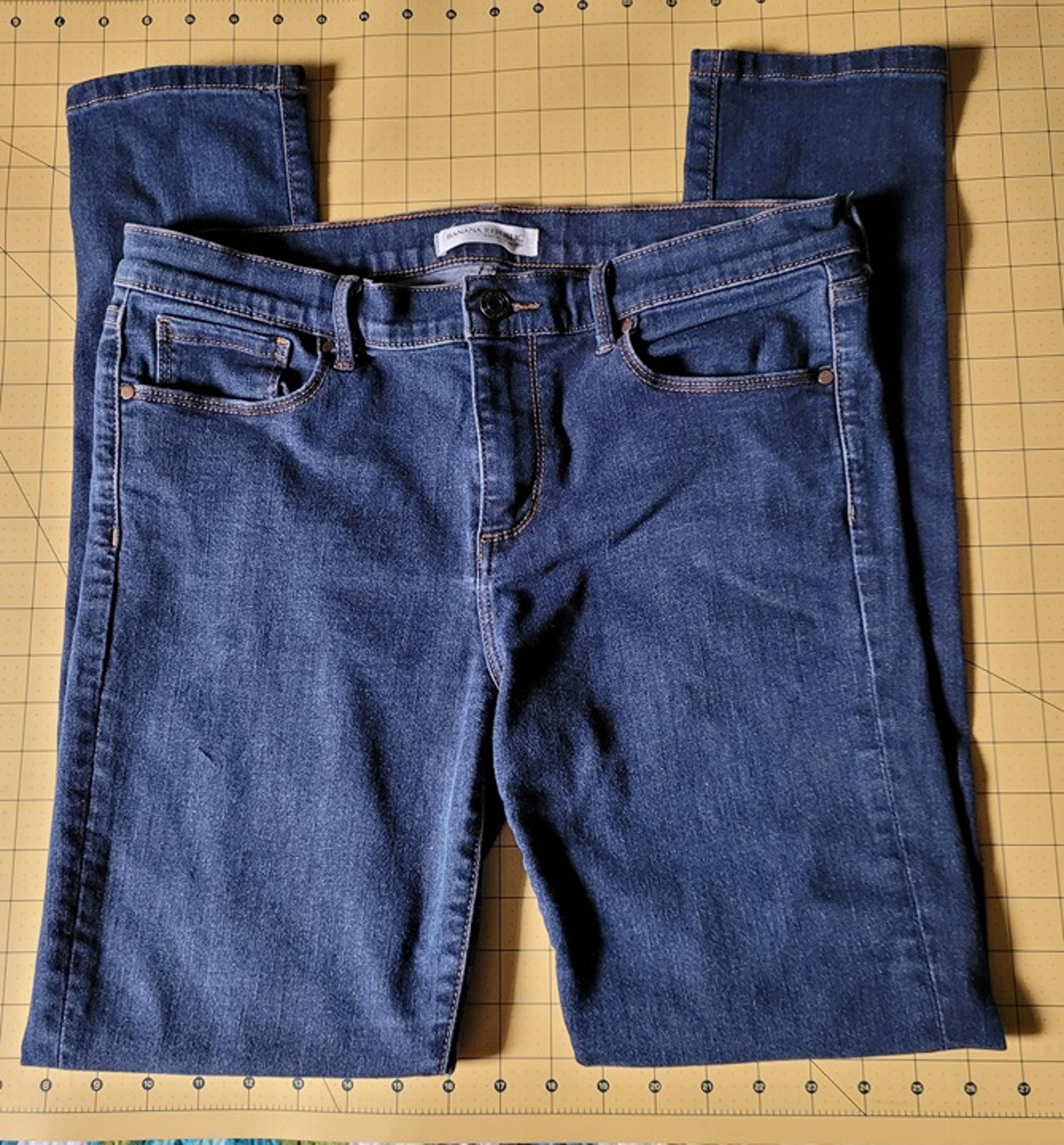 Banana Republic Skinny Leg Blue Jeans Size 31" Waist