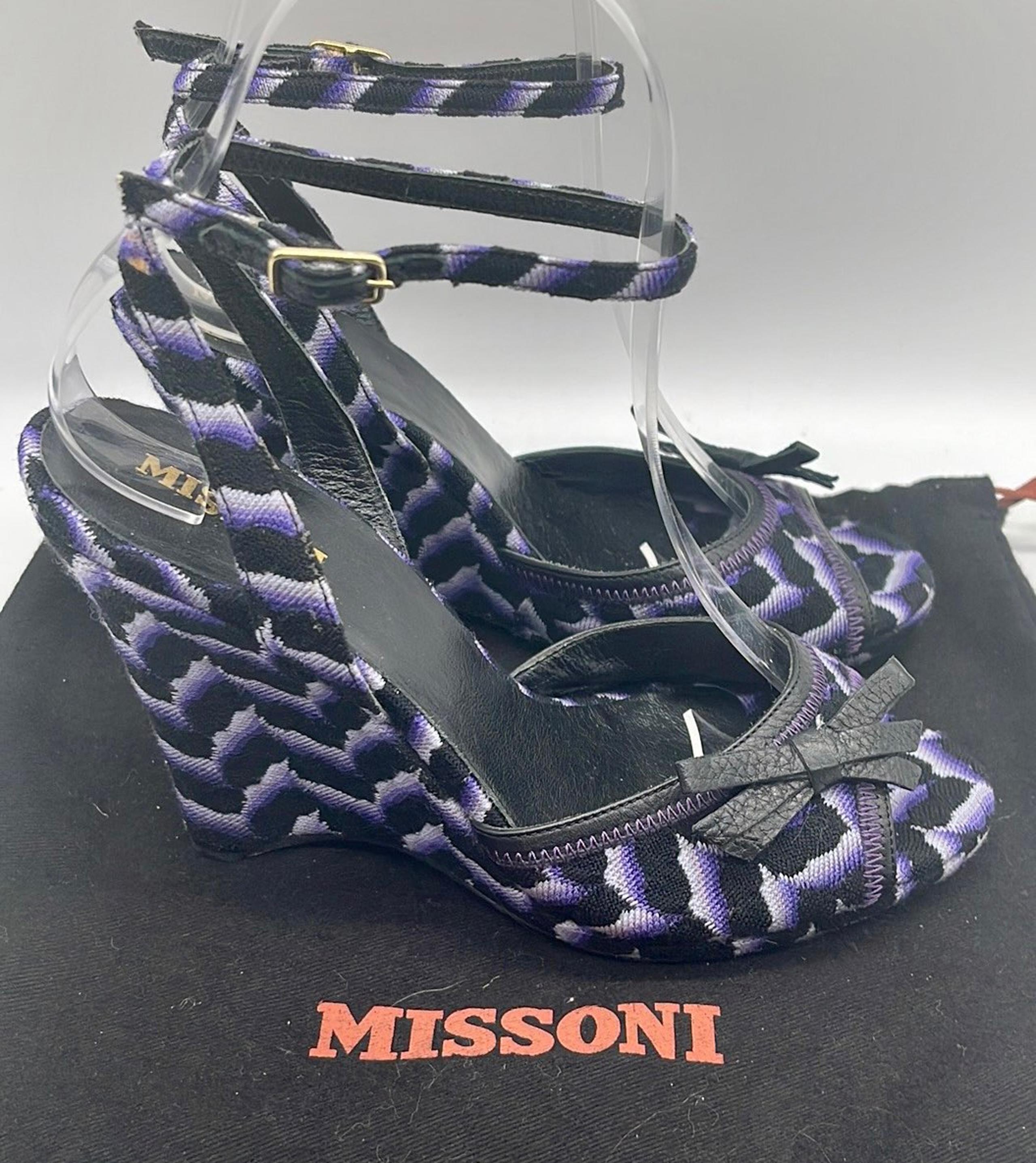 Missoni Zig Zag Wedge Slingback Espadrille Black Blue Size 35/5