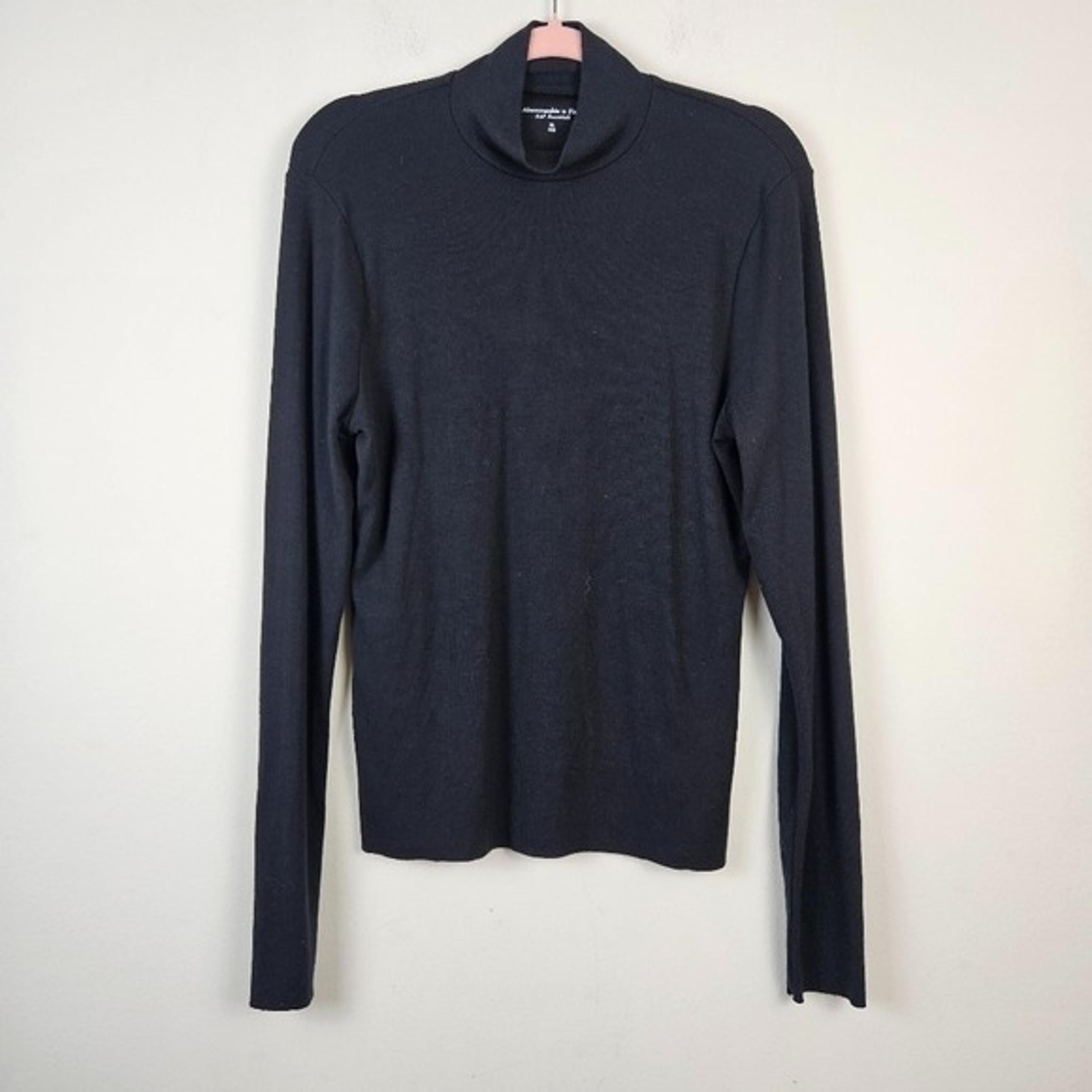 Abercrombie and Fitch Essentials black Ribbed Turtleneck Top Size XL