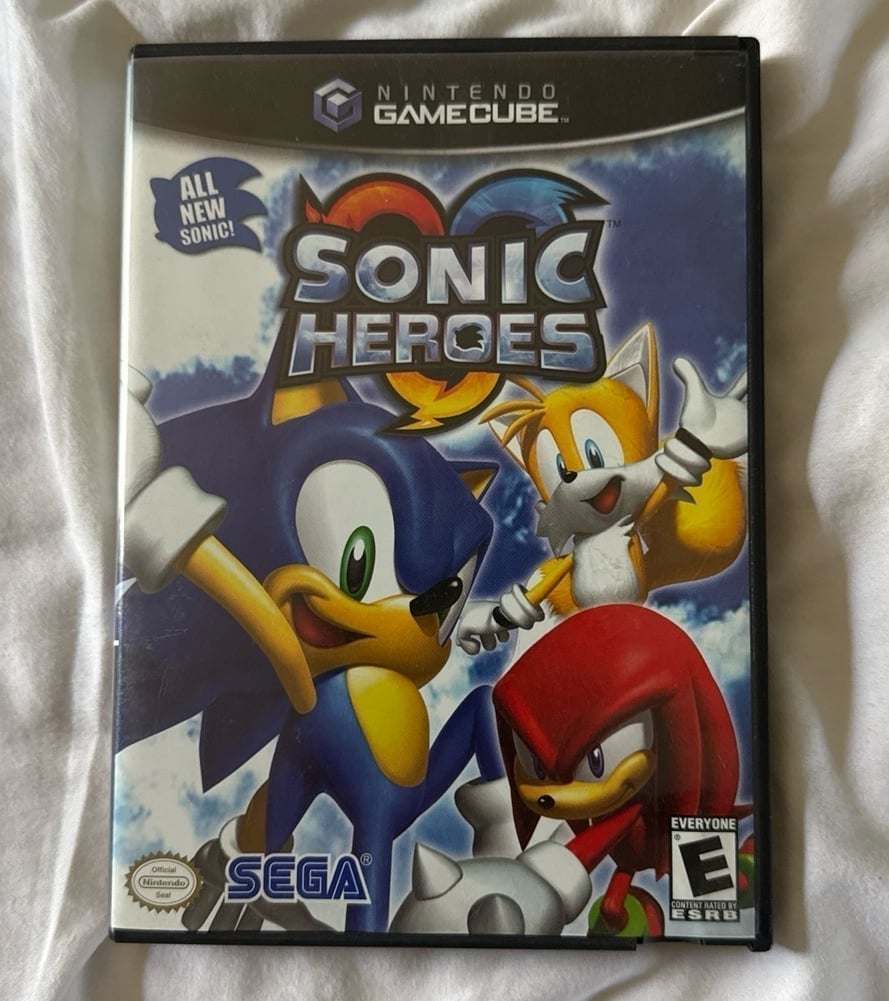 Replacement Case & Booklets for Nintendo GameCube: Sonic Heroes
