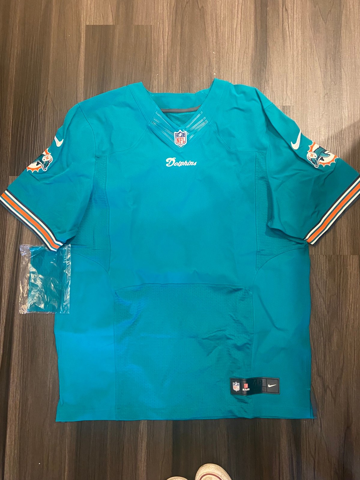 Super cute womens nike dolphin’s jersey!