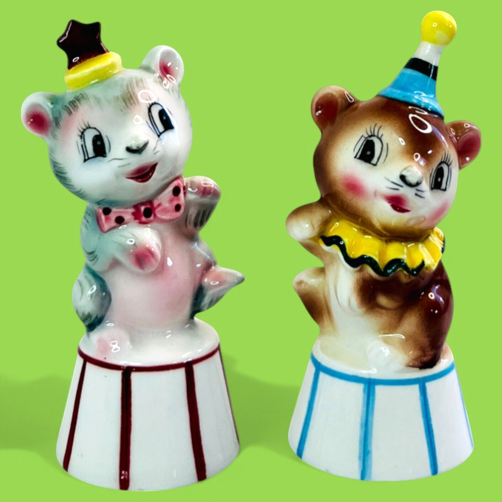 PY Japan Circus Salt and Pepper Shaker Set Anthropomorphic Bears Vintage 4 READ