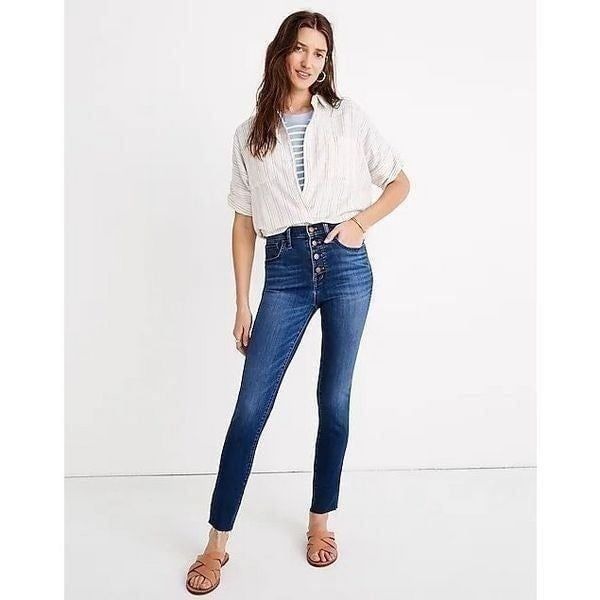 Madewell distressed multi button 25T 10” inch high rise skinny crop jeans