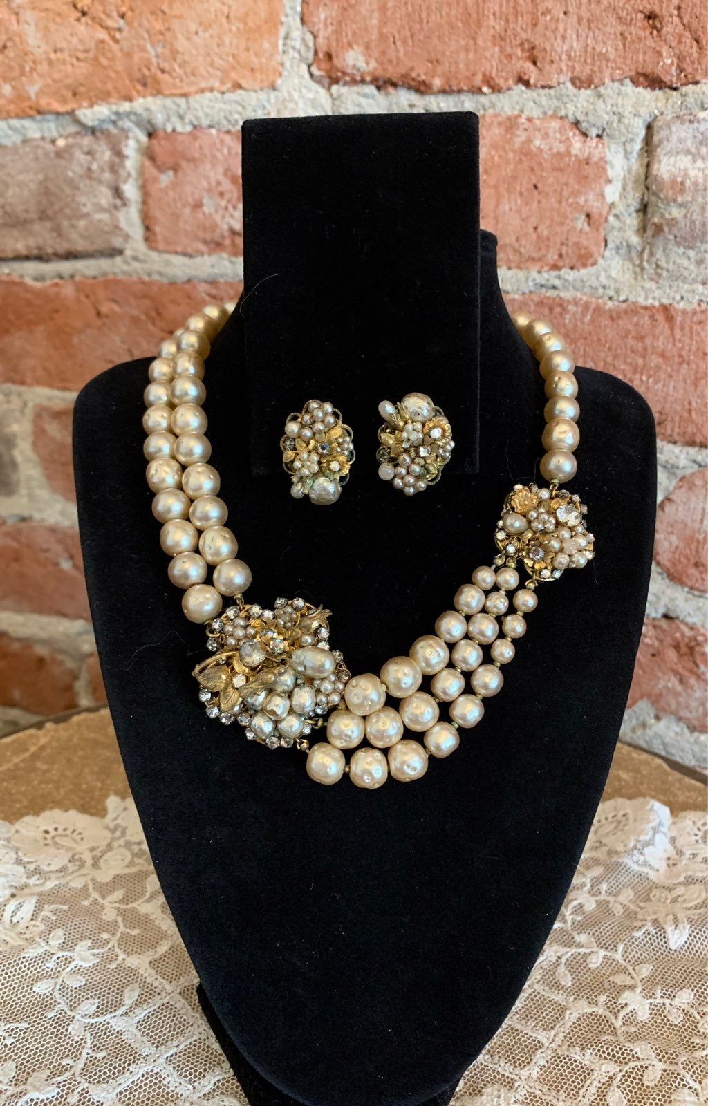 VTG Robert shops DeMario NYC Demi-parure Set, Signed