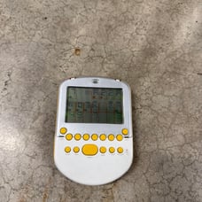 Radica Big Screen Solitaire Lighted Screen Electronic Handheld Travel Game 2008
